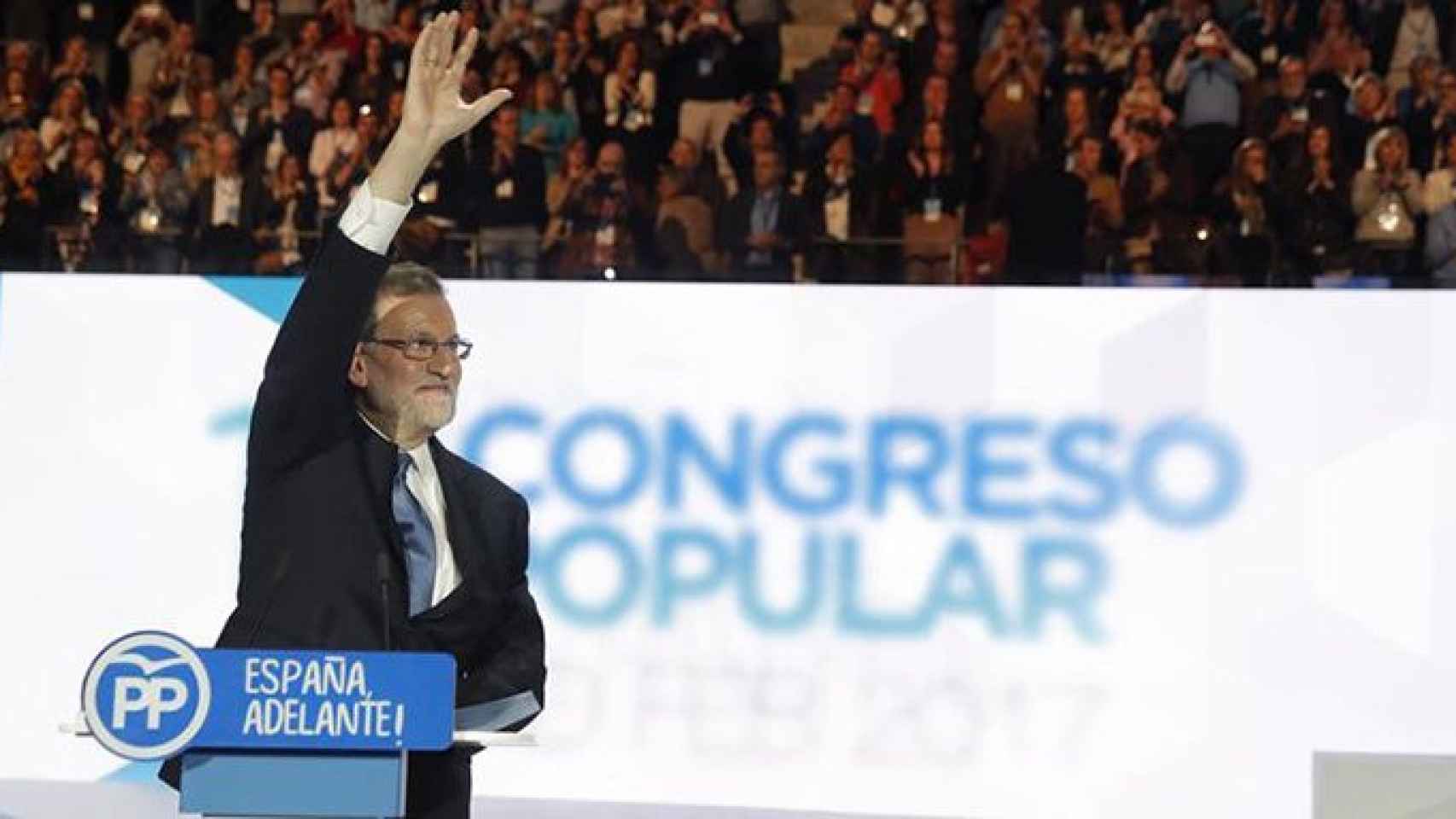 El líder del PP, Mariano Rajoy, durante su discurso de presentación de candidatura / EFE