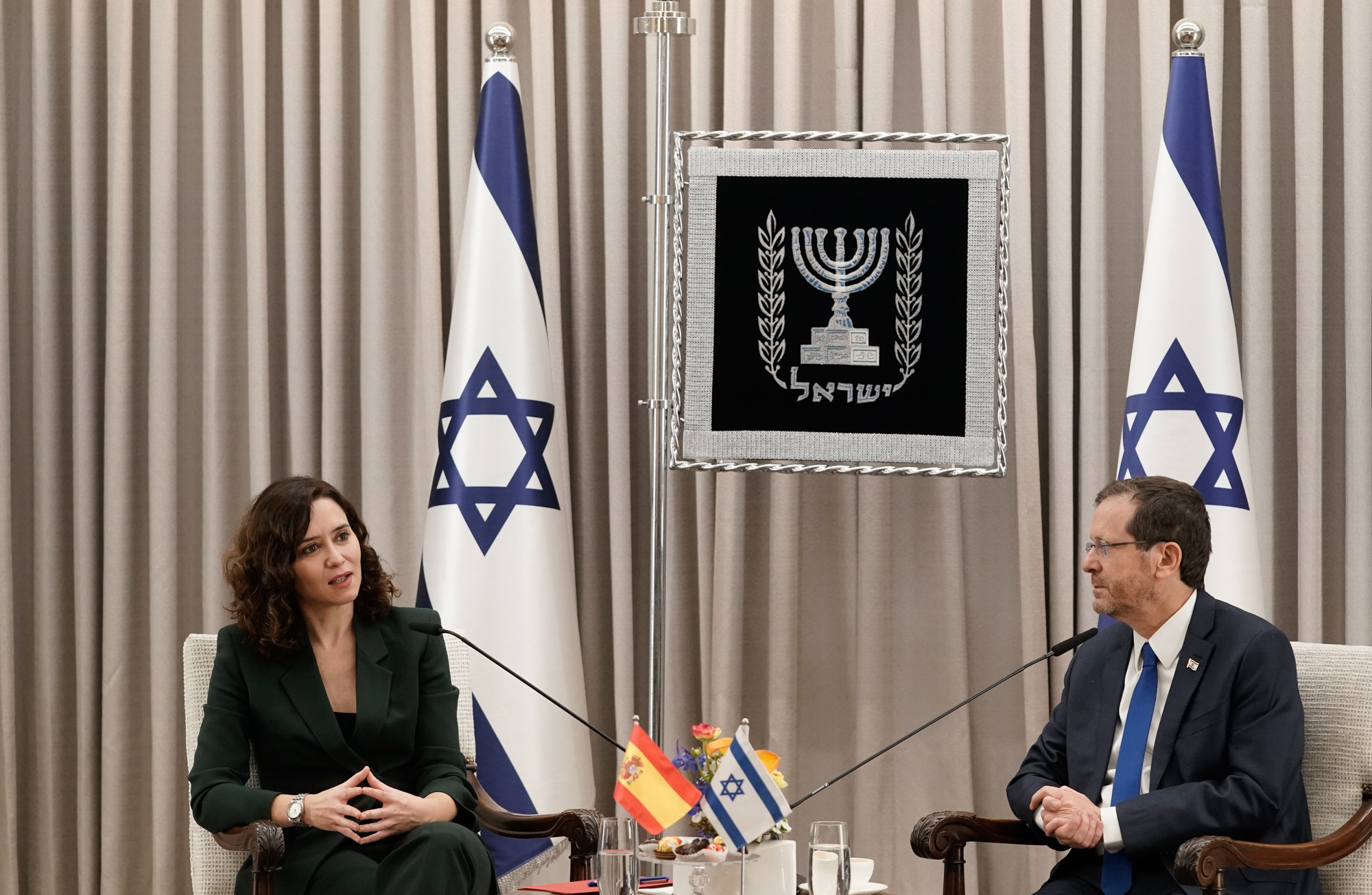 La presidenta de la Comunidad de Madrid reunida con el presidente de Israel, Isaac Herzog, el pasado lunes / CAM - EFE