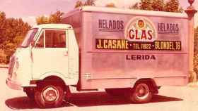 Primer camión adquirido por la empresa de Jaume Casañé en 1960 / GELATS GLAS