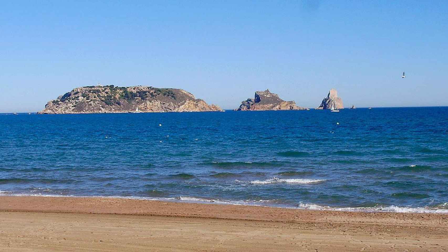 Playa de Torroella de Montgrí, Girona, donde se han ahogado dos mujeres este domingo