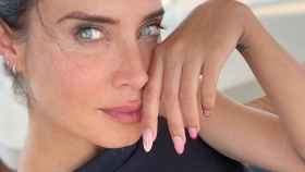 Pilar Rubio enseña sus nuevas uñas caseras