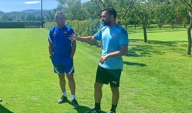 Xavi Hernández y Sergi Barjuan coincidieron este verano en la Vall d'en Bas / FCB