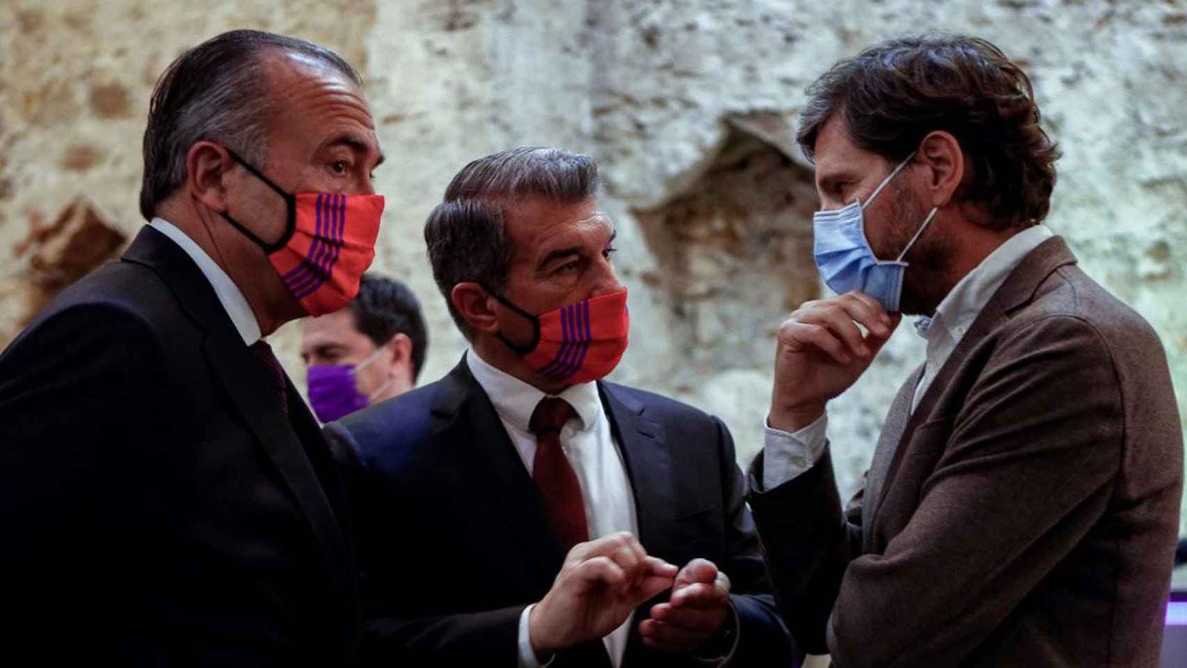 Mateu Alemany se reúne con Joan Laporta y Rafa Yuste durante la campaña electoral / EAB