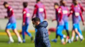 El FC Barcelona, entrenando bajo el mando de Xavi / EFE