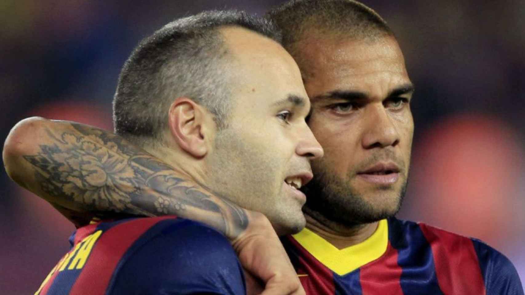 Andrés Iniesta y Dani Alves, excompañeros en el Barça y grandes amigos / ARCHIVO