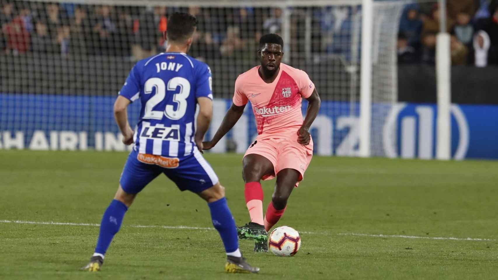 Samuel Umtiti en el partido del Alavés - Barça/ FC Barcelona