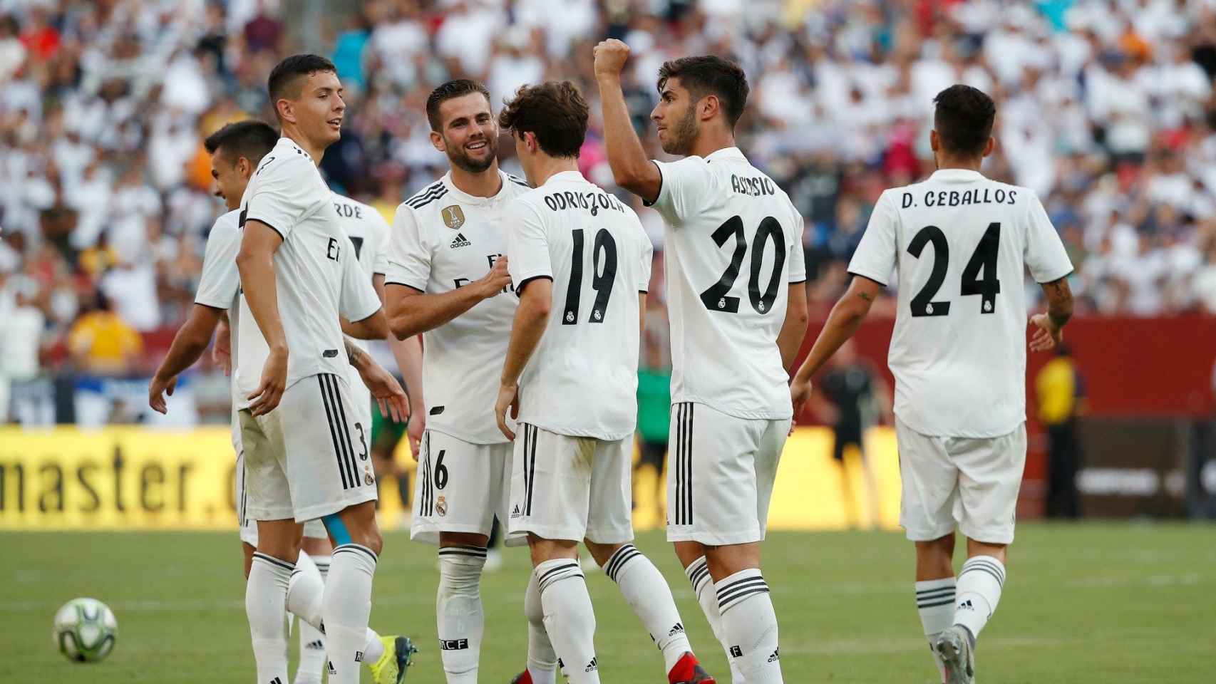 Una foto de los jugadores del Real Madrid durante un partido / EFE