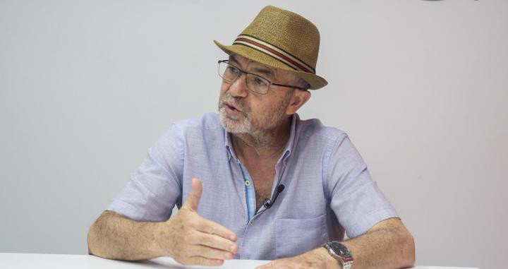 Lluís Cabrera durante la entrevista en 'Crónica Global' / LENA PRIETO