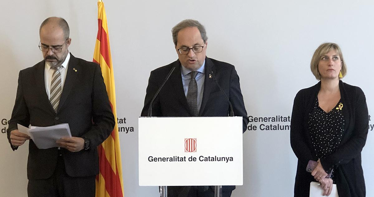 El presidente de la Generalitat de Cataluña, Quim Torra, junto a la consellera de Salud, Alba Vergès, y el conseller de Interior, Miquel Buch. Independentistas / EP