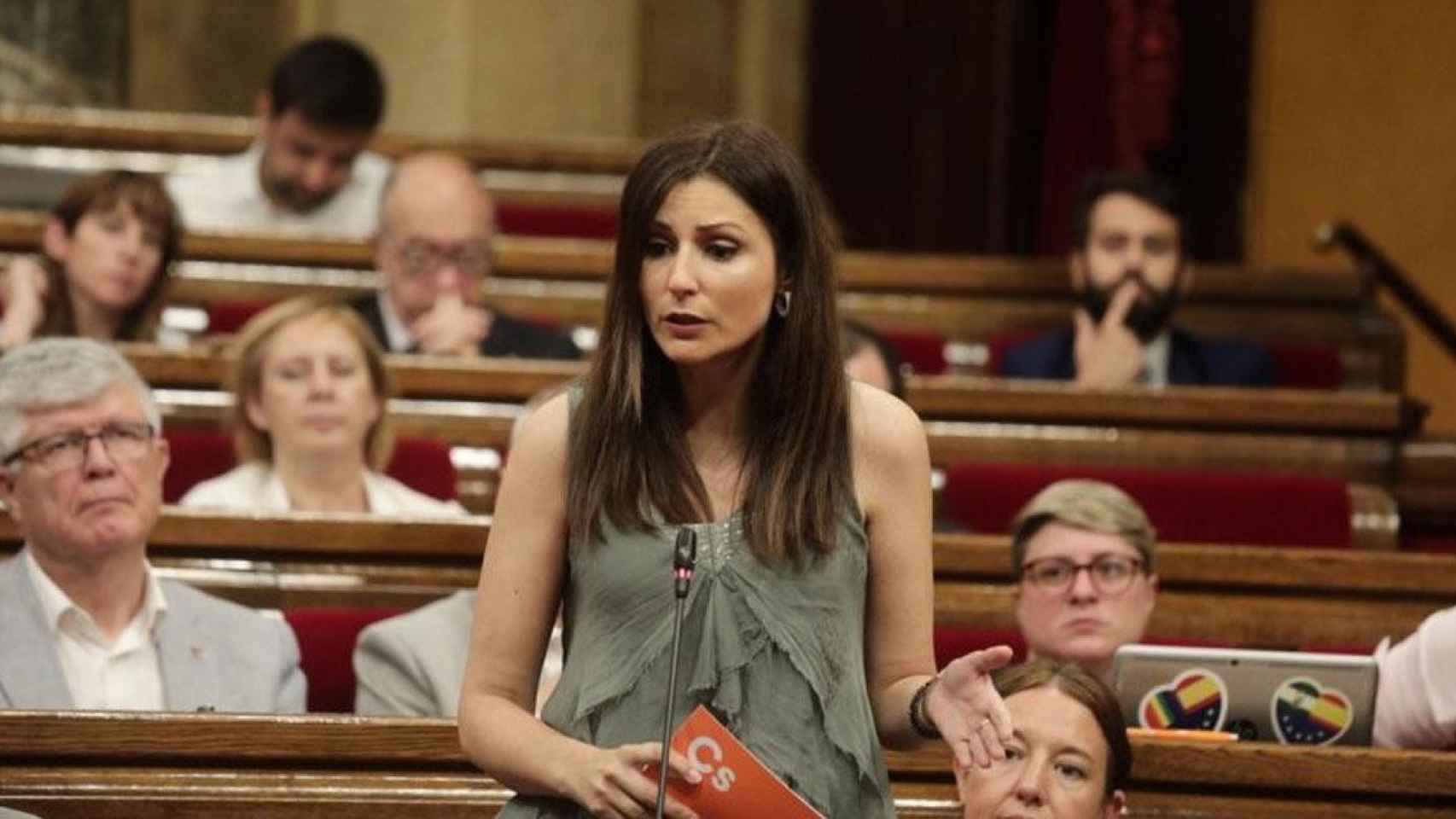 Lorena Roldán, líder de Ciudadanos en Cataluña, en el Parlament / Cs