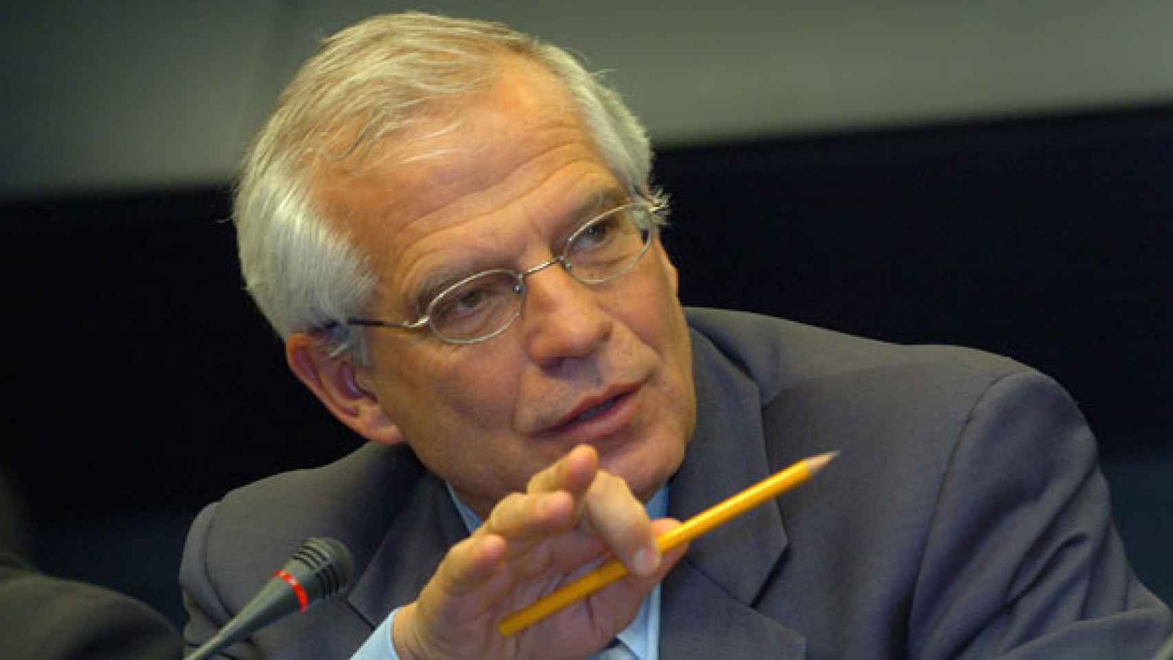 El exministro de Obras Públicas y expresidente del Parlamento Josep Borrell, en una imagen de archivo / EFE