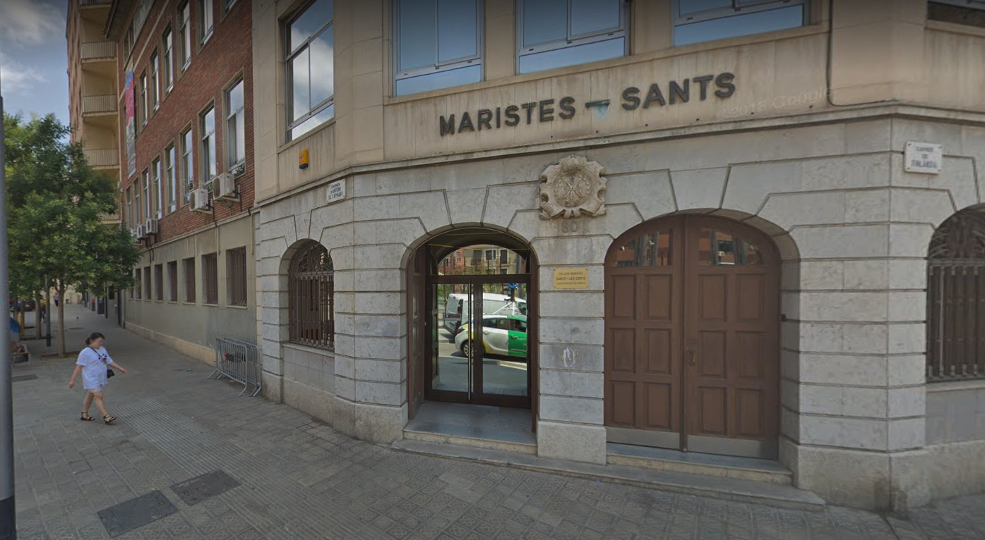 Fachada de los Maristas de Sants-Les Corts, donde Benítez abusó de sus alumnos durante años / GOOGLE MAPS