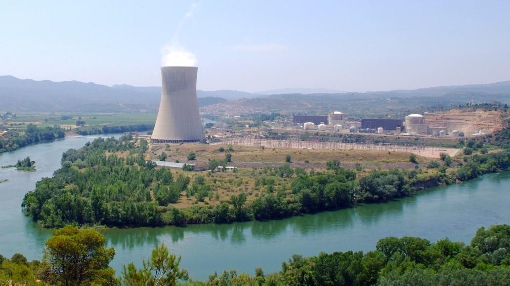 Central nuclear de Ascó I en una foto de archivo / EUROPA PRESS