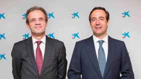El presidente de Caixabank, Jordi Gual, y el consejero delegado de la entidad financiera, Gonzalo Gortázar / EP