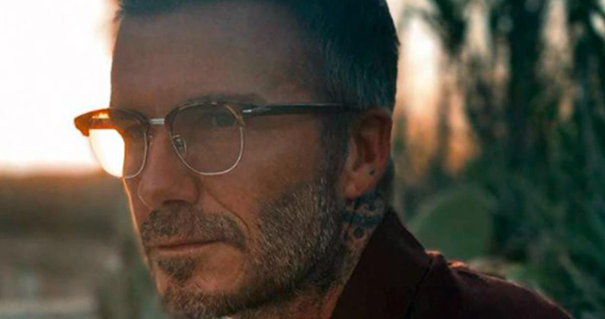 David Beckham posa con sus nuevas gafas / INSTAGRAM