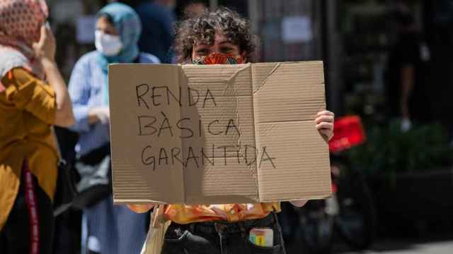 Manifestante a favor de la renta garantizada / EP
