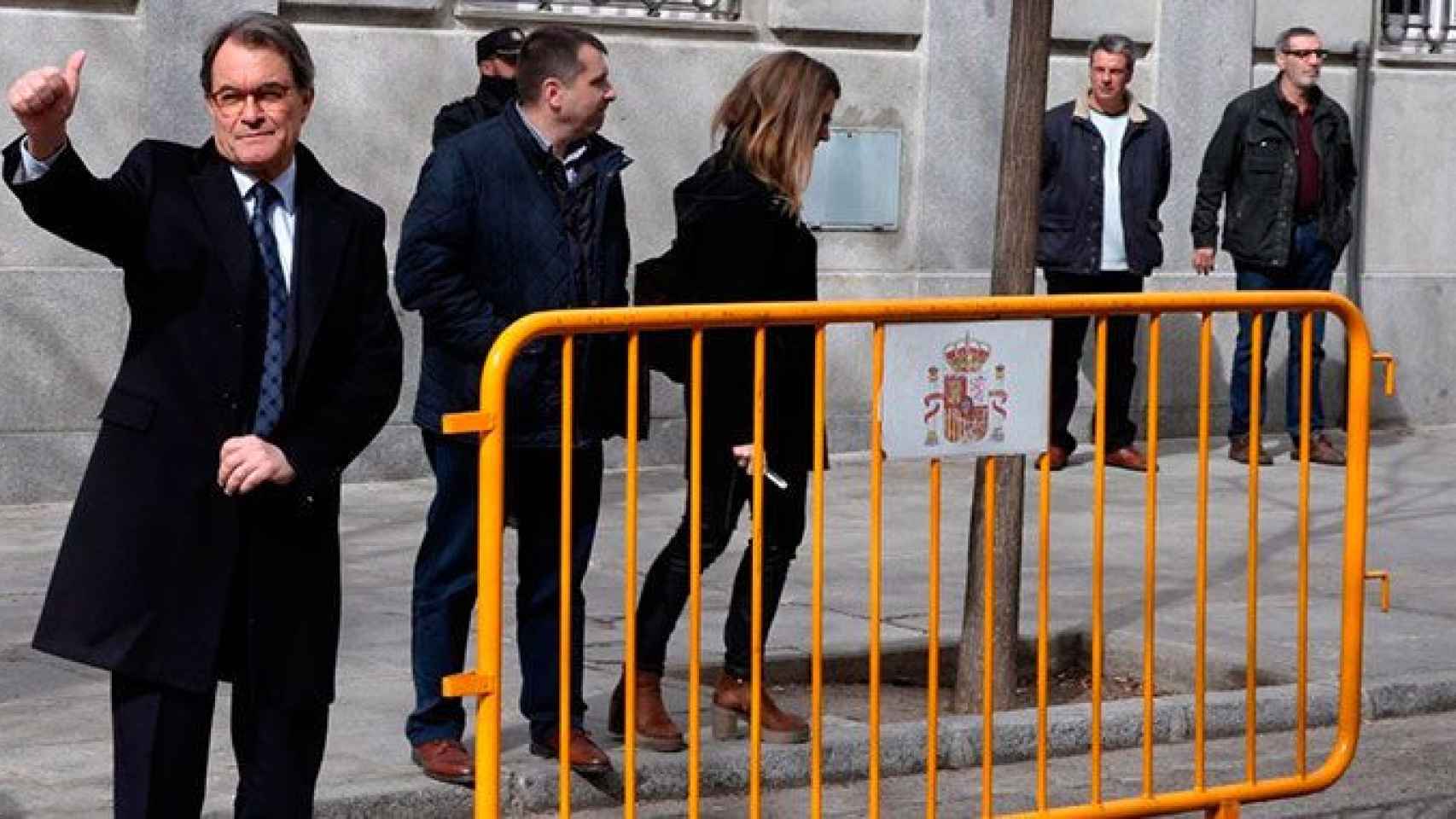 Artur Mas, expresidente de la Generalitat, a la salida del Tribunal Supremo tras declarar por su presunta implicación en el 'procés' / EFE