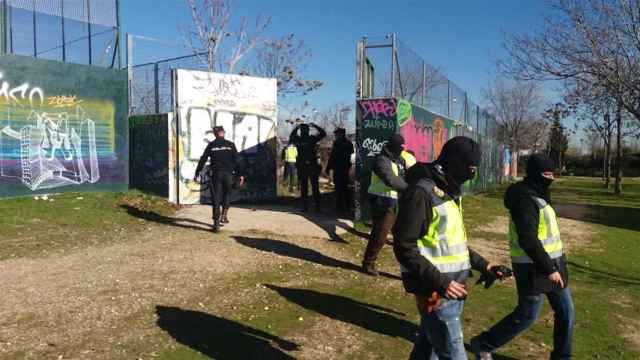 Una imagen del lugar donde los dos presuntos yihadistas fueron detenidos, en Madrid