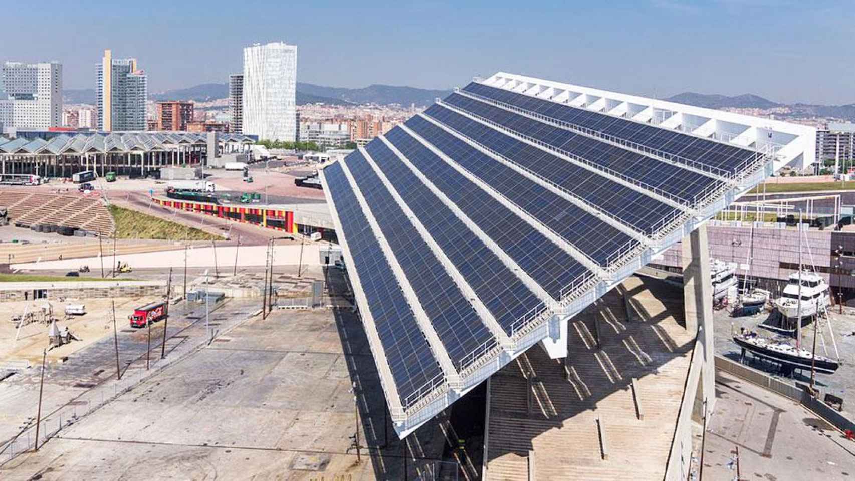 Pérgola fotovoltaica del Fòrum de Barcelona, fuente de Barcelona Energia / AJBCN