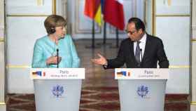 Angela Merkel y François Hollande hoy en el palacio del Eliseo