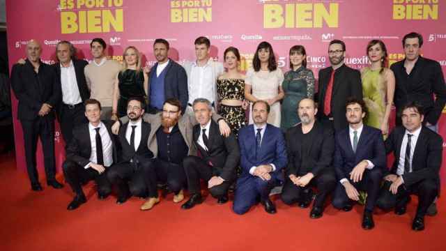 El reparto de la película 'Es por tu bien'