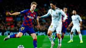 De Jong, en un clásico contra el Real Madrid | EFE
