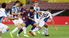 Messi en una acción del Barça - Espanyol / FCB