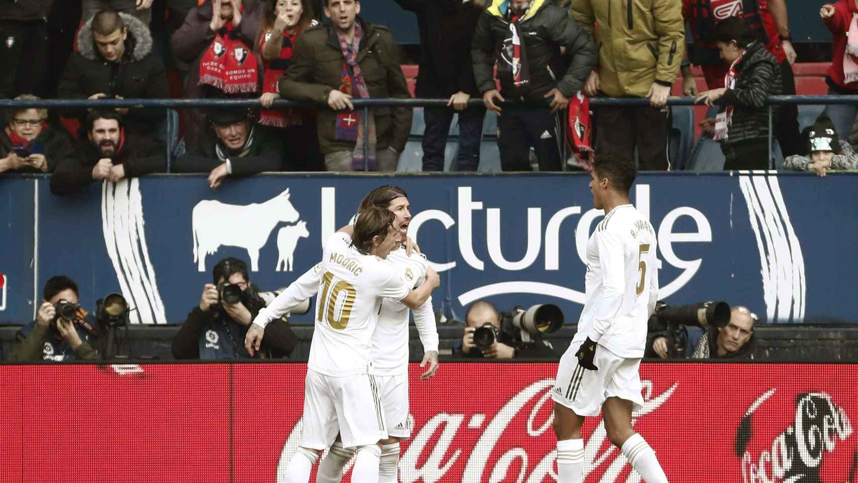 Sergio Ramos celebrando su gol en El Sadar / EFE
