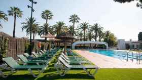Imagen de la zona de piscina del Real Club de Polo de Barcelona / CG
