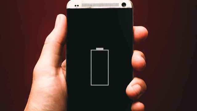 Hay varias formas para ahorrar batería en el móvil / UNSPLASH