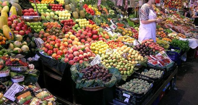 Puesto de fruta en el Mercado de la Boquería / PIXABAY