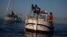 Flota pesquera faenando en Sitges (Barcelona), en una imagen de archivo / EUROPA PRESS