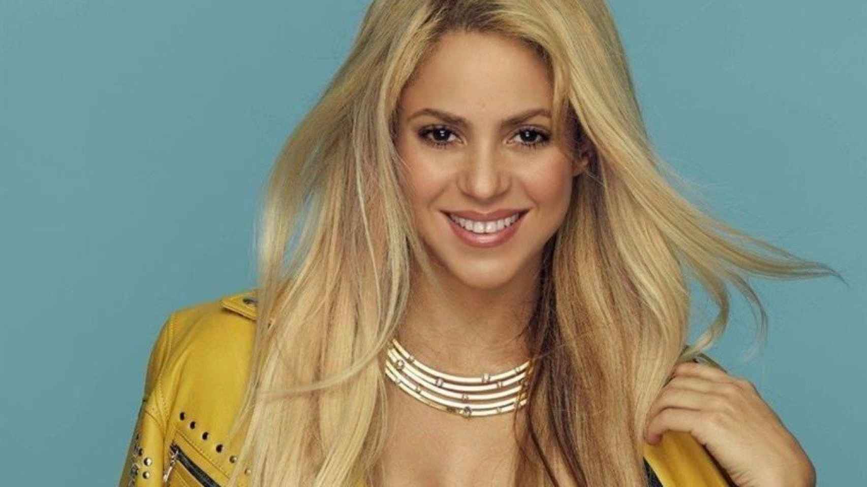 Shakira glamurosa en su última publicidad