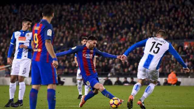 Messi antes de marcarle un gol al Espanyol / REDES