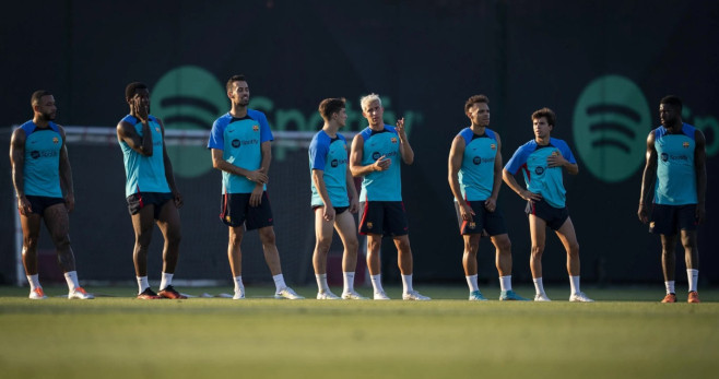 Algunos jugadores del FC Barcelona, entrenándose en la Ciutat Esportiva / FCB