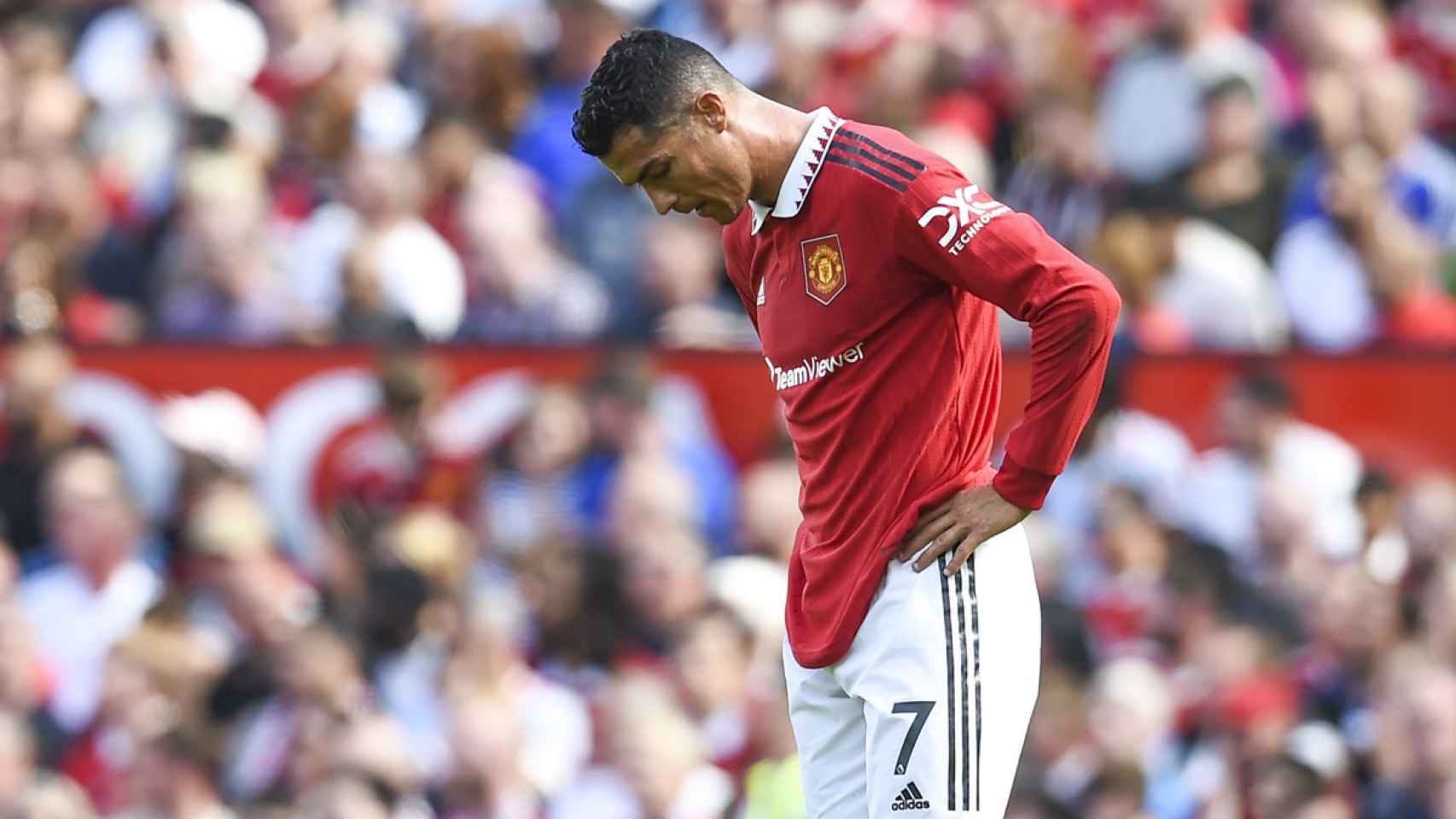 Cristiano Ronaldo, cabizbajo tras fallar una ocasión con el Manchester United / EFE