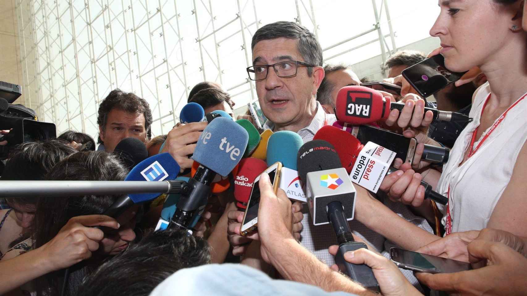 Patxi López en su llegada al 39º Congreso del PSOE de la Feria de Madrid / CG