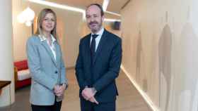 Núria Miralpeix y Enrique Bujidos, directivos de PwC en Cataluña / CEDIDA