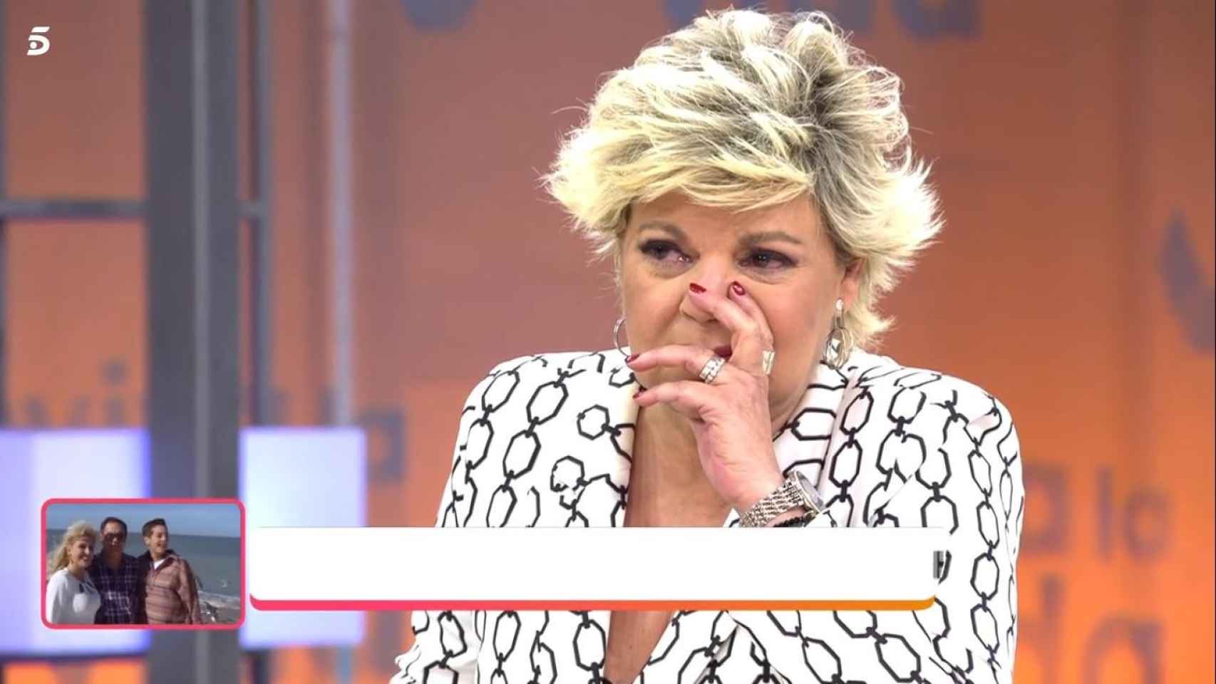Terelu Campos, emocionada, rompe a llorar en directo / MEDIASET