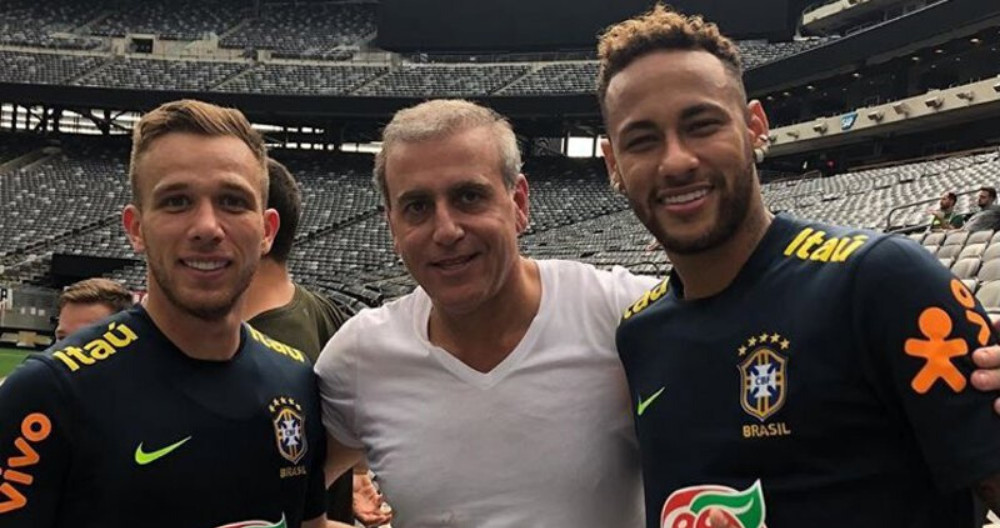 André Cury con Arthur Melo y Neymar Junior con Brasil / Redes