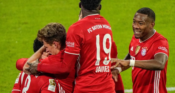 David Alaba celebrando un gol con el Bayern / EFE