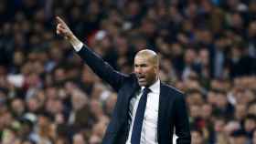 Zidane, dirigiendo un partido del Real Madrid | EFE