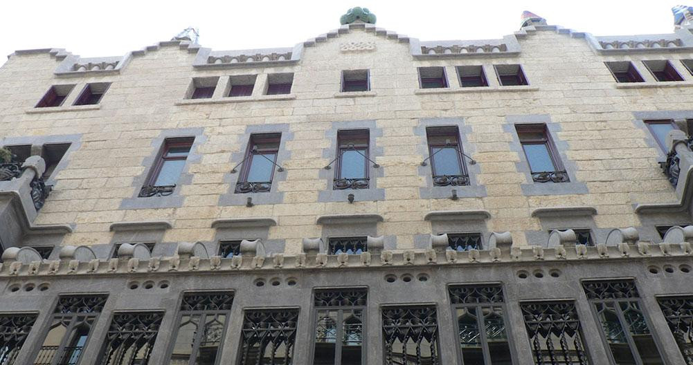 Palau Güell, uno de los palacios más ilustres de Barcelona / TUROL JONES