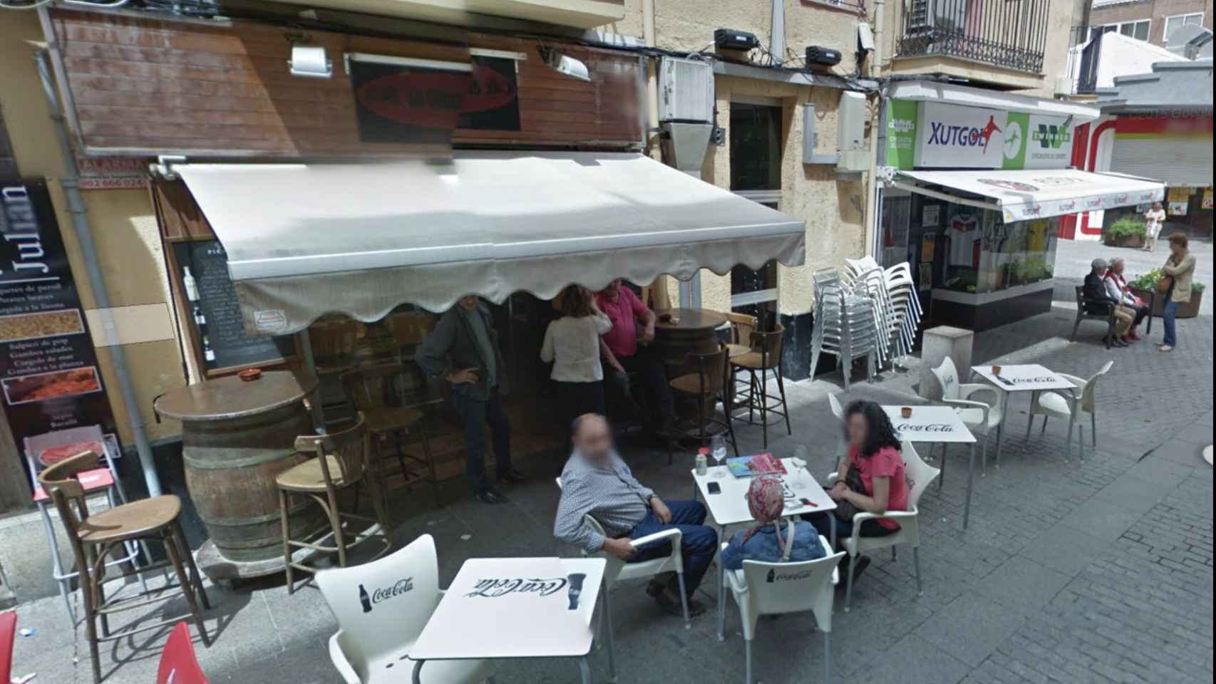 Terraza exterior del bar 'La Bodegueta' en Lleida, contra el que los 'indepes' piden el boicot / GOOGLE MAPS