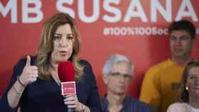 La candidata a las primarias para liderar el PSOE, Susana Díaz, en su visita a Cataluña / EFE