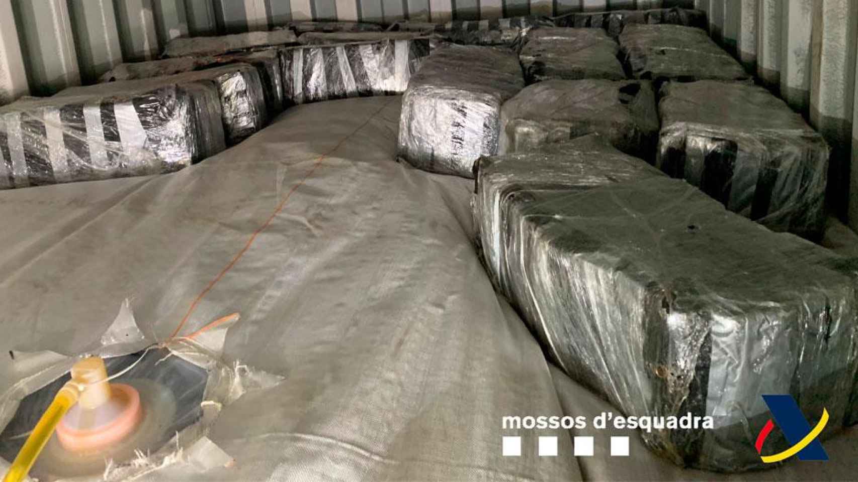 Incautan 500 kilos de cocaína en el Puerto de Barcelona / MOSSOS D'ESQUADRA