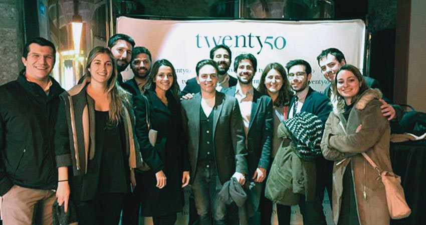 Inés Arrimadas, en la presentación de Twenty50, junto a Roger Montañola, Xavier Cima, Marta Pascal y Toni Aira, entre otros asistentes.