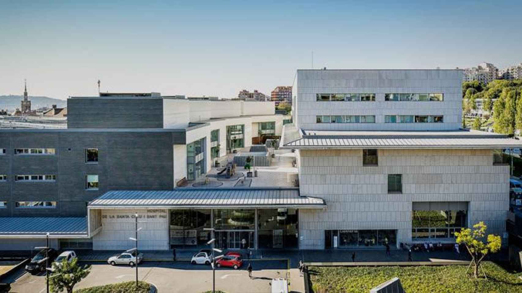 Imagen del Hospital de la Santa Creu i Sant Pau, investigado por ceder datos de pacientes / CG