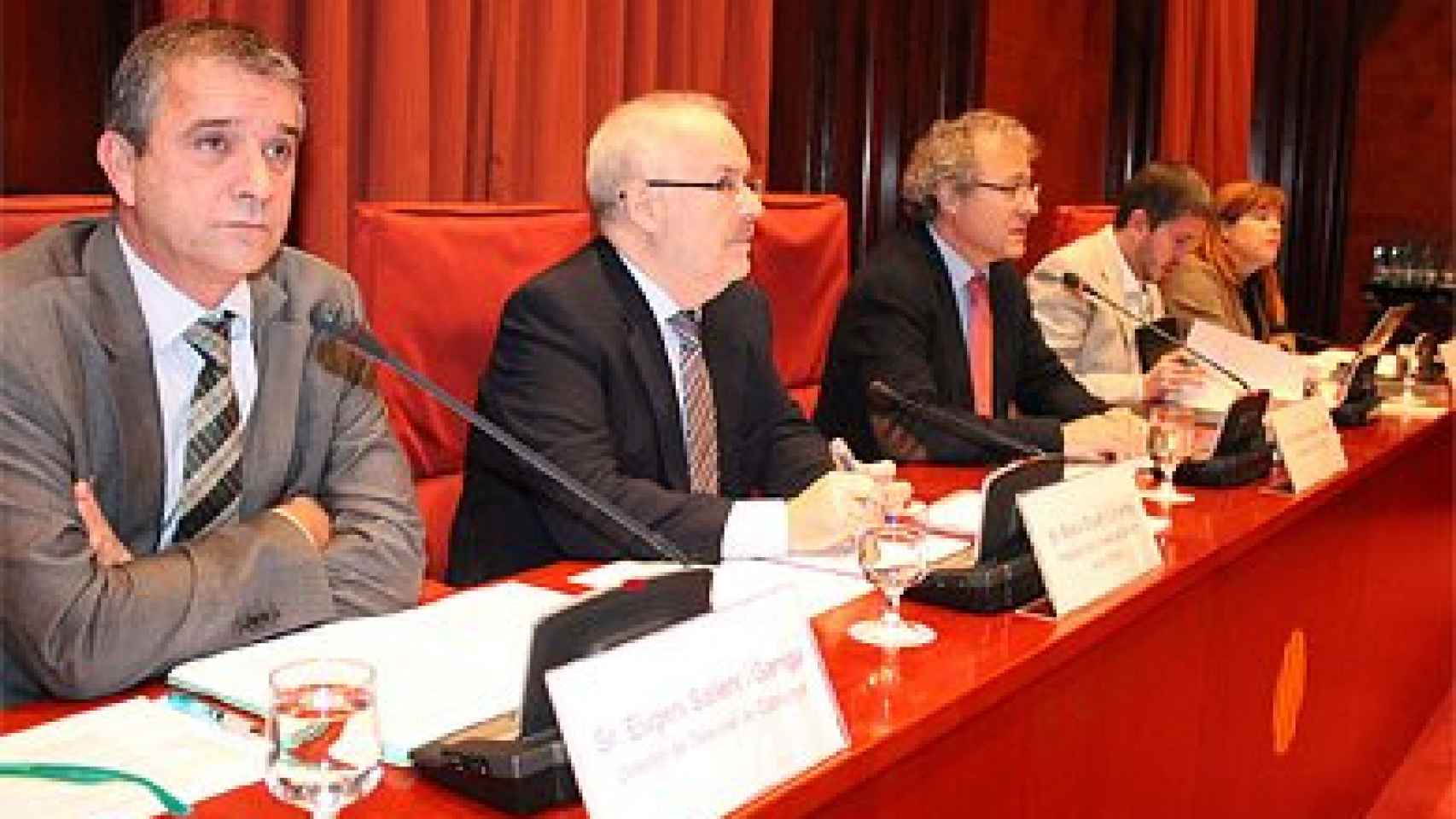 Eugeni Sallent, director de TV3, y Brauli Duart, presidente de la CCMA, antes de iniciar la comisión parlamentaria