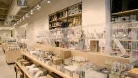 Muji abrió la primera tienda en Barcelona en 2006 en una de las arterias comerciales de la ciudad, Rambla Catalunya.